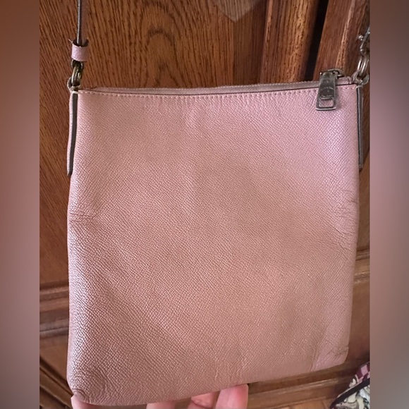 Coach messenger crossbody with hearts appliqué in Dusty Rose - Picture 7 of 16